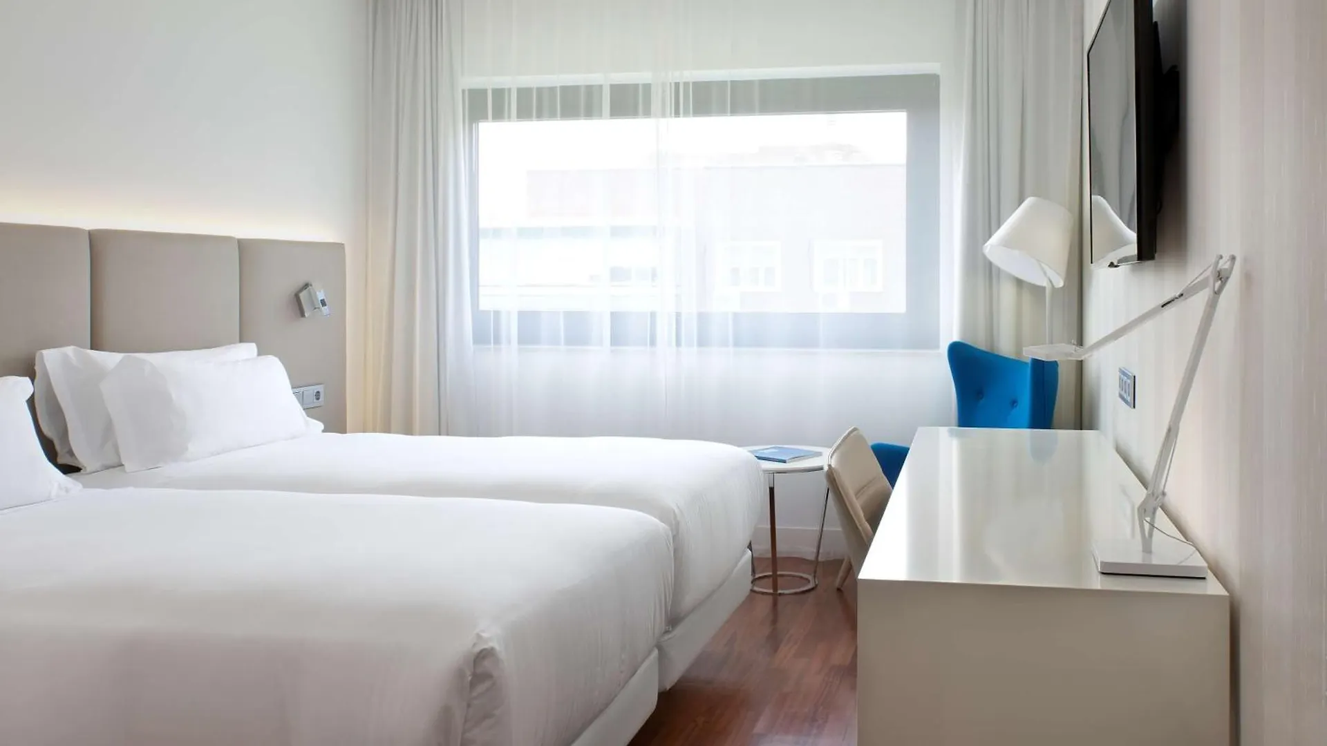 Hotel NH Madrid Ventas 4*,