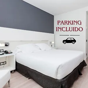 4* Hotel Axor Feria